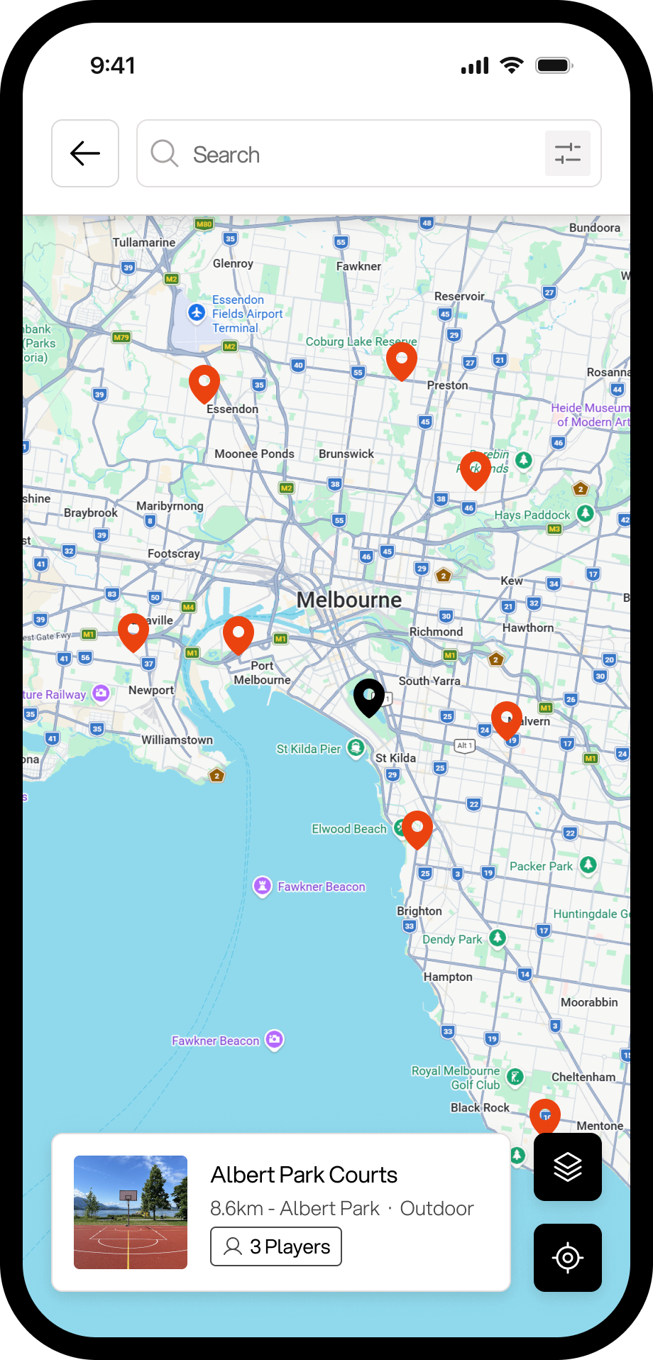 Court discovery map showing nearby basketball courts with activity indicators